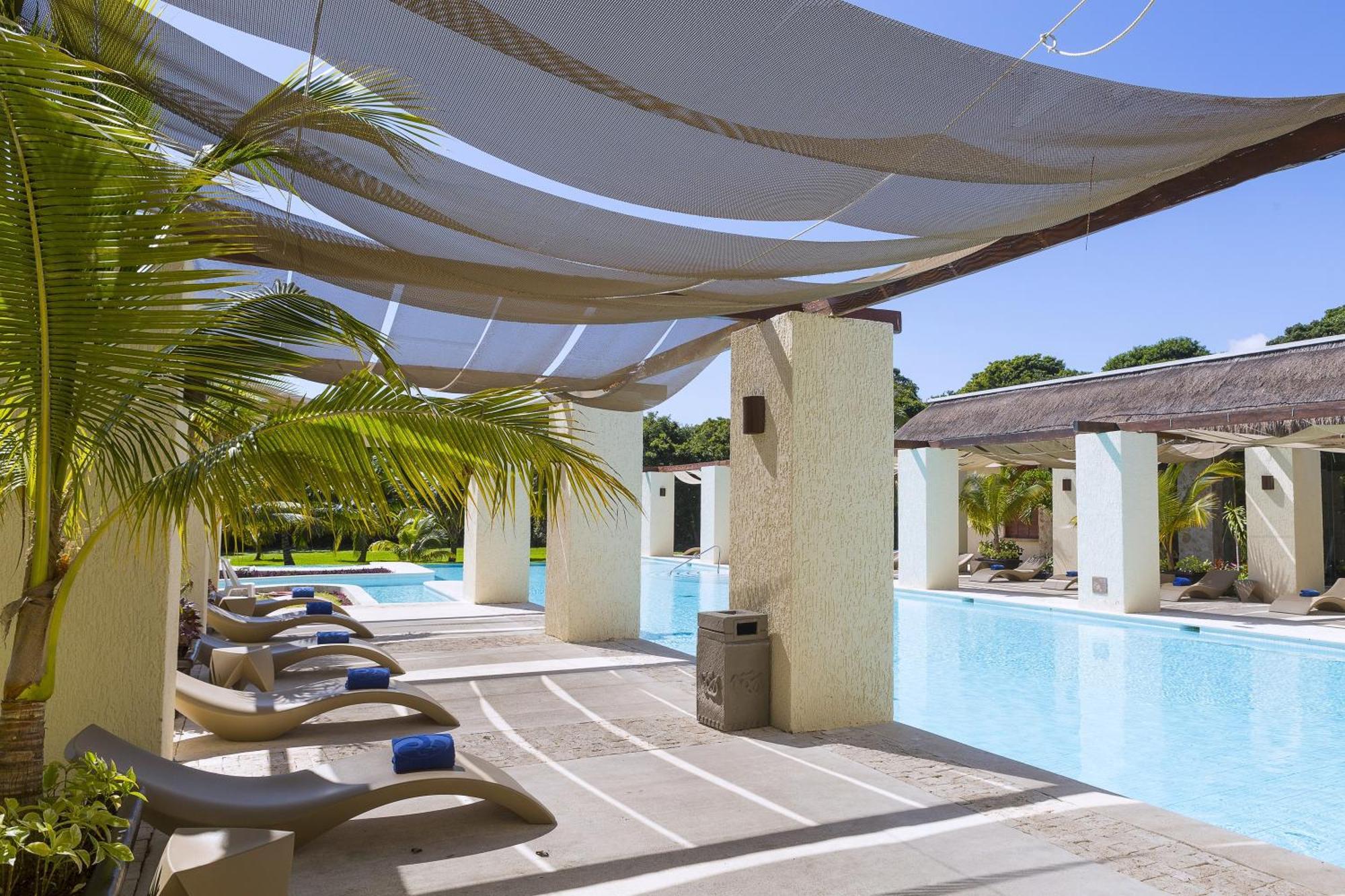 Trs Yucatan Hotel - Adults Only Akumal Buitenkant foto