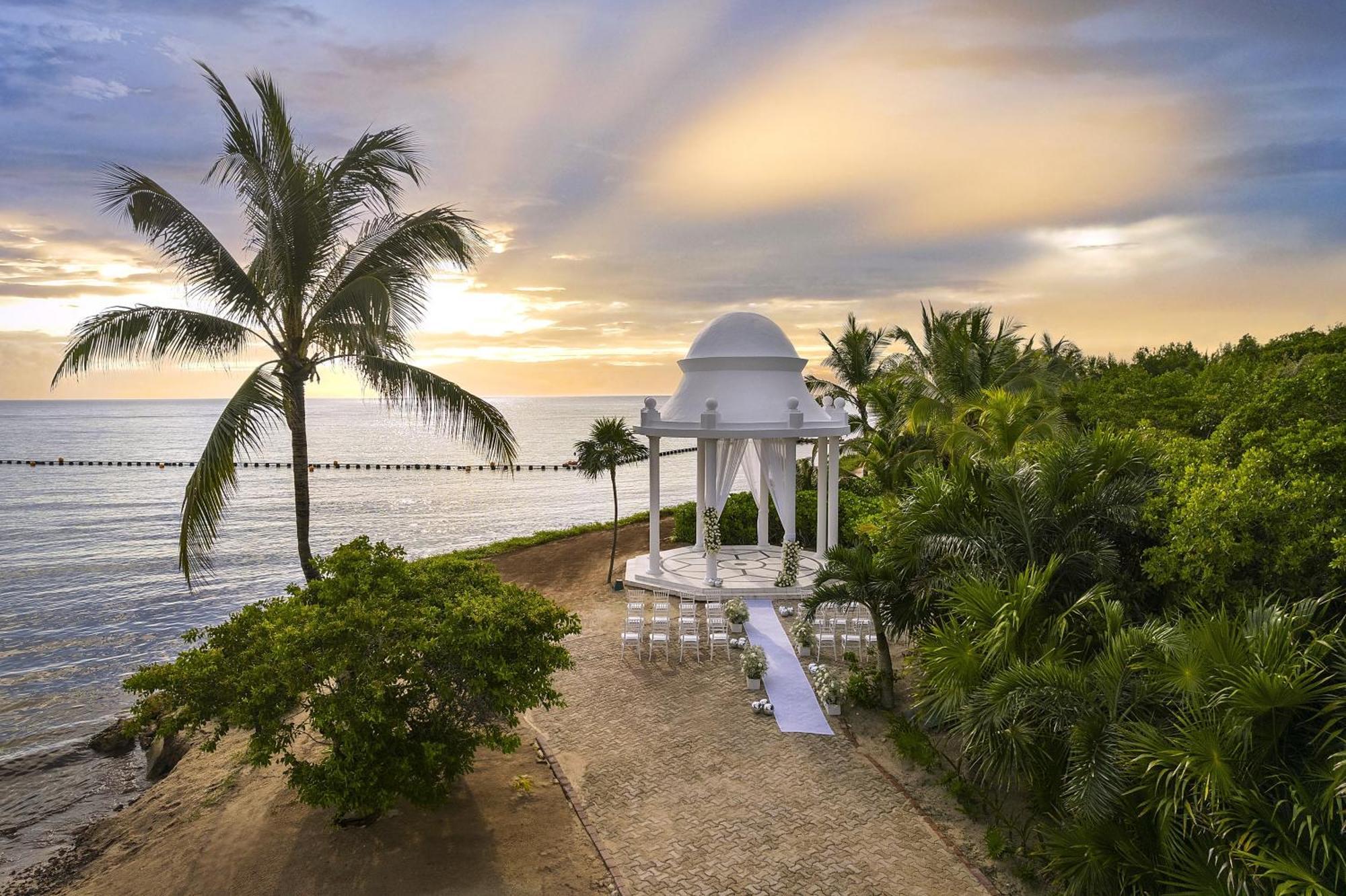 Trs Yucatan Hotel - Adults Only Akumal Buitenkant foto